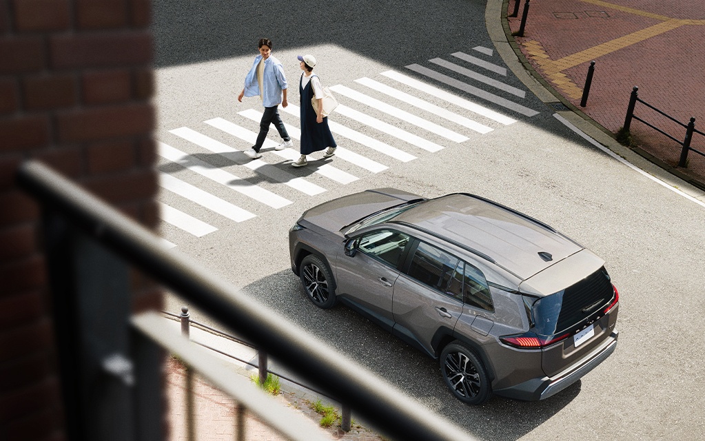 Toyota RAV4 Hybrid XLE - 5